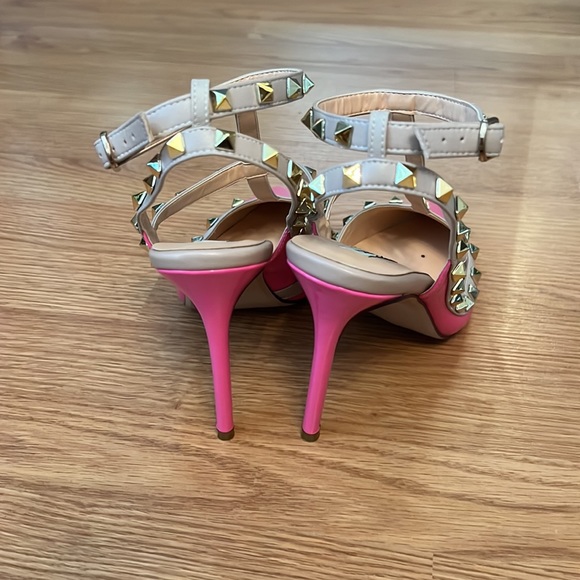 Brand new!! Hot hot pink with gold studs! - Picture 2 of 5